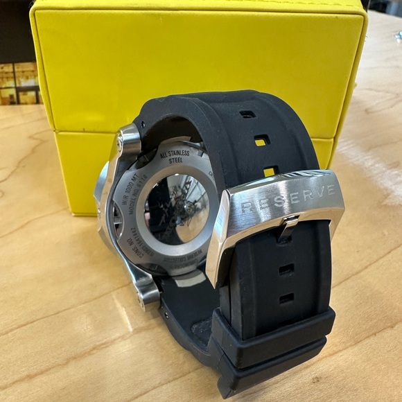 Invicta Men’s 6110 Reserve Quartz Chronograph Watch - Black Rubber Strap - Picture 12 of 15